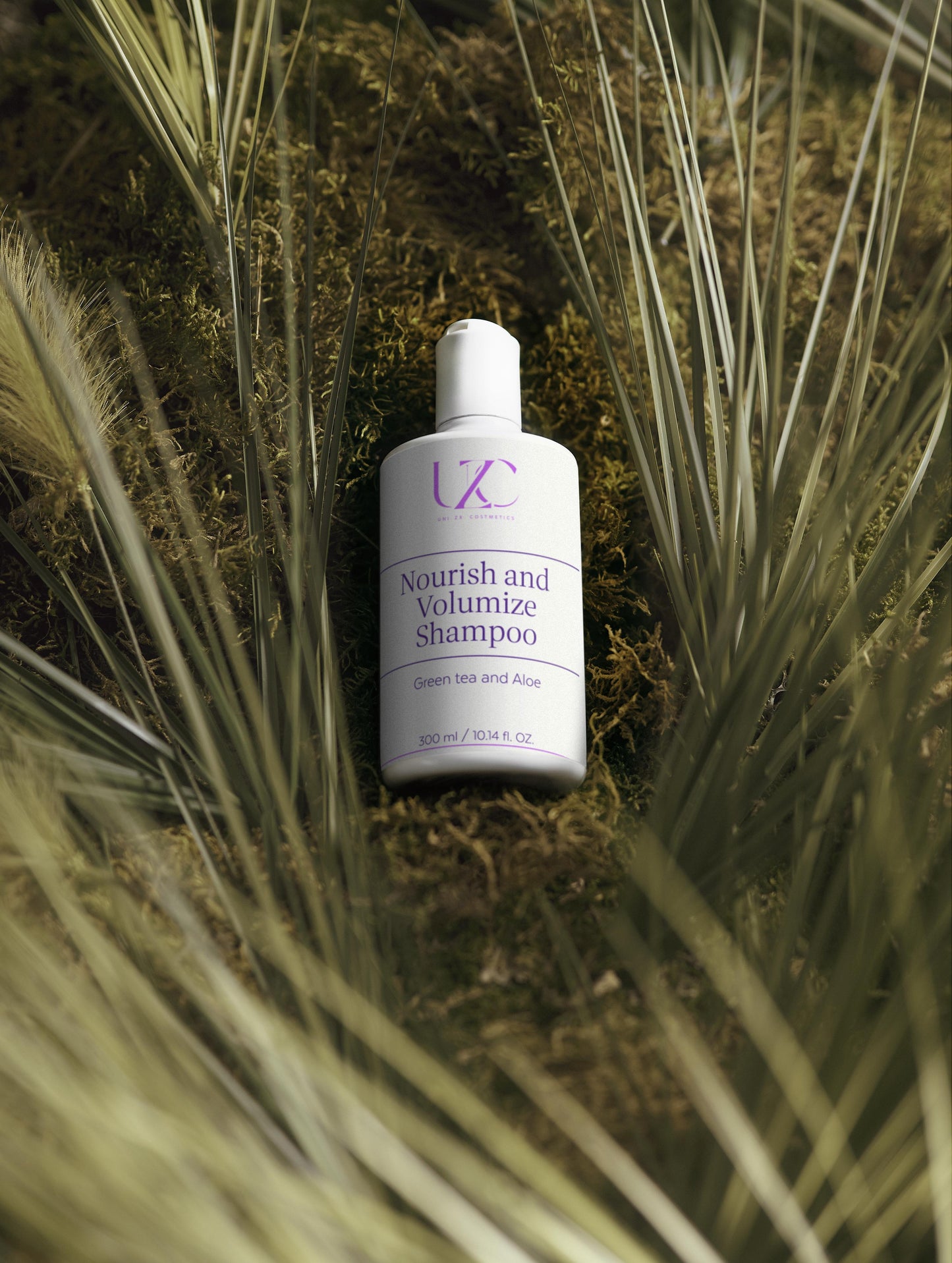Nourish and Volumize Shampoo – Öka volymen och återfukta torra toppar