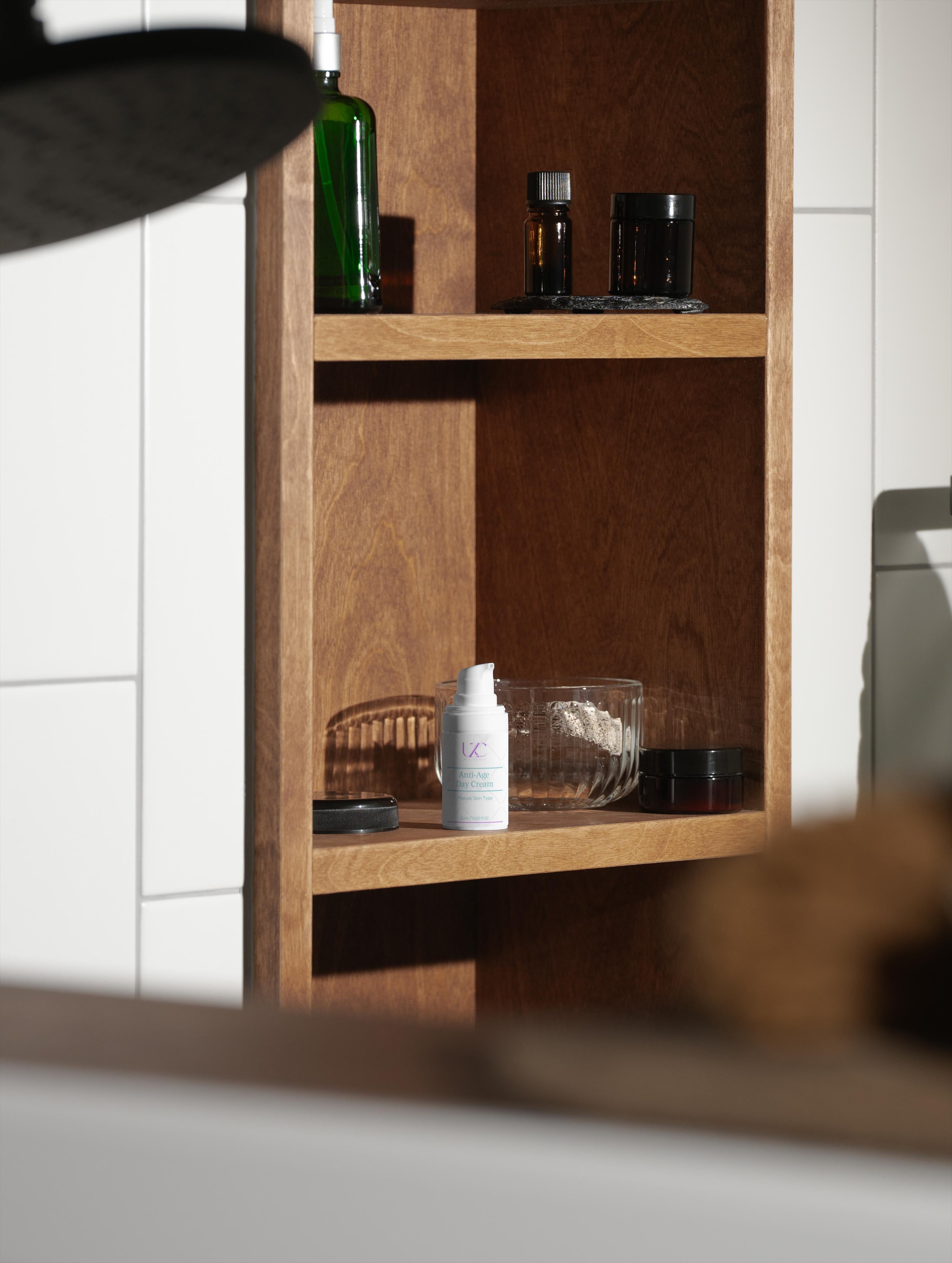 Clear Complexion Collection Box